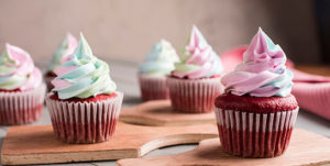 Receta Cupcake Red Velvet con Frosting Tricolor